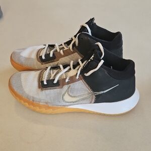 Nike Kyrie Flytrap 4 Shoes